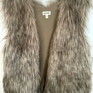 Open Edit Women's Faux Fur Vest - Brown